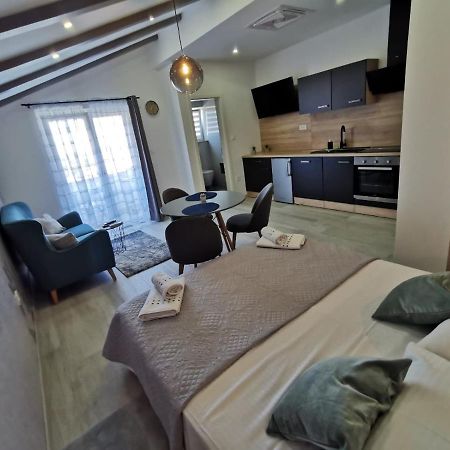 Apartmán New Nikolina 4 Star Mali Lošinj Exteriér fotografie